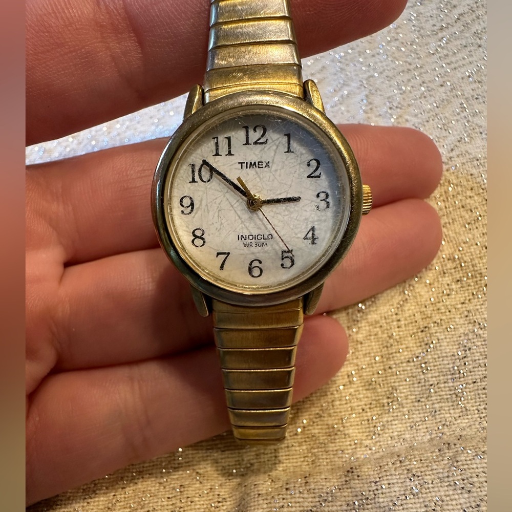 Timex Indiglo Gold-Tone Expansion Band Watch – Model CR 1216 For Parts/Repair